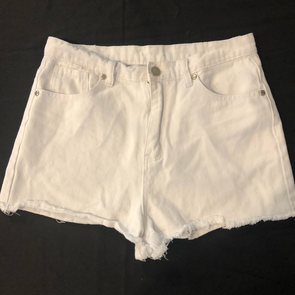 White high waist shorts